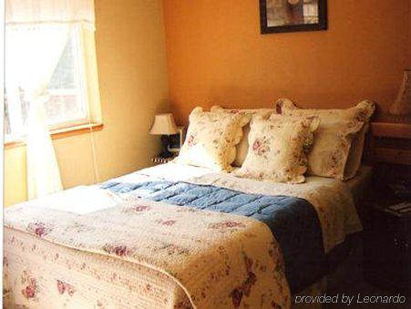 A Mooseberry Inn B&B Slana Bilik gambar